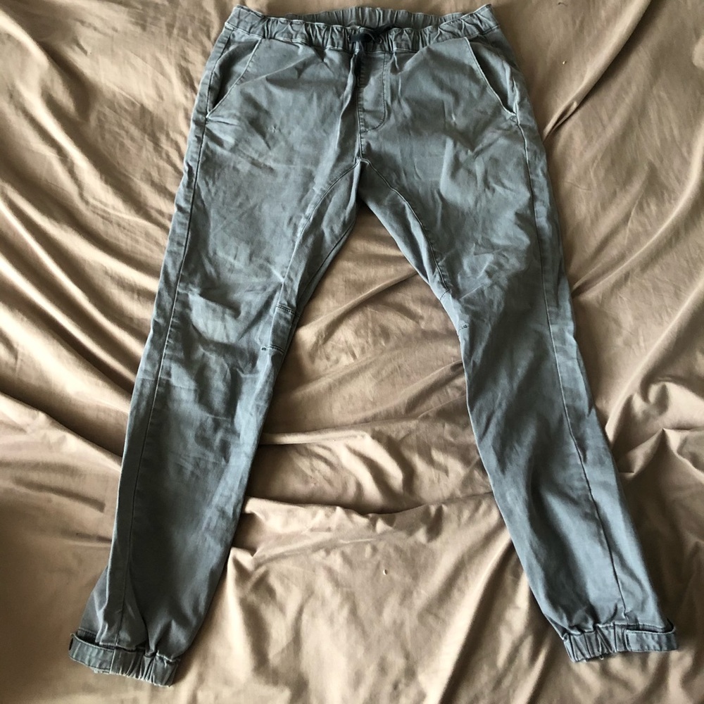 Bullhead pants